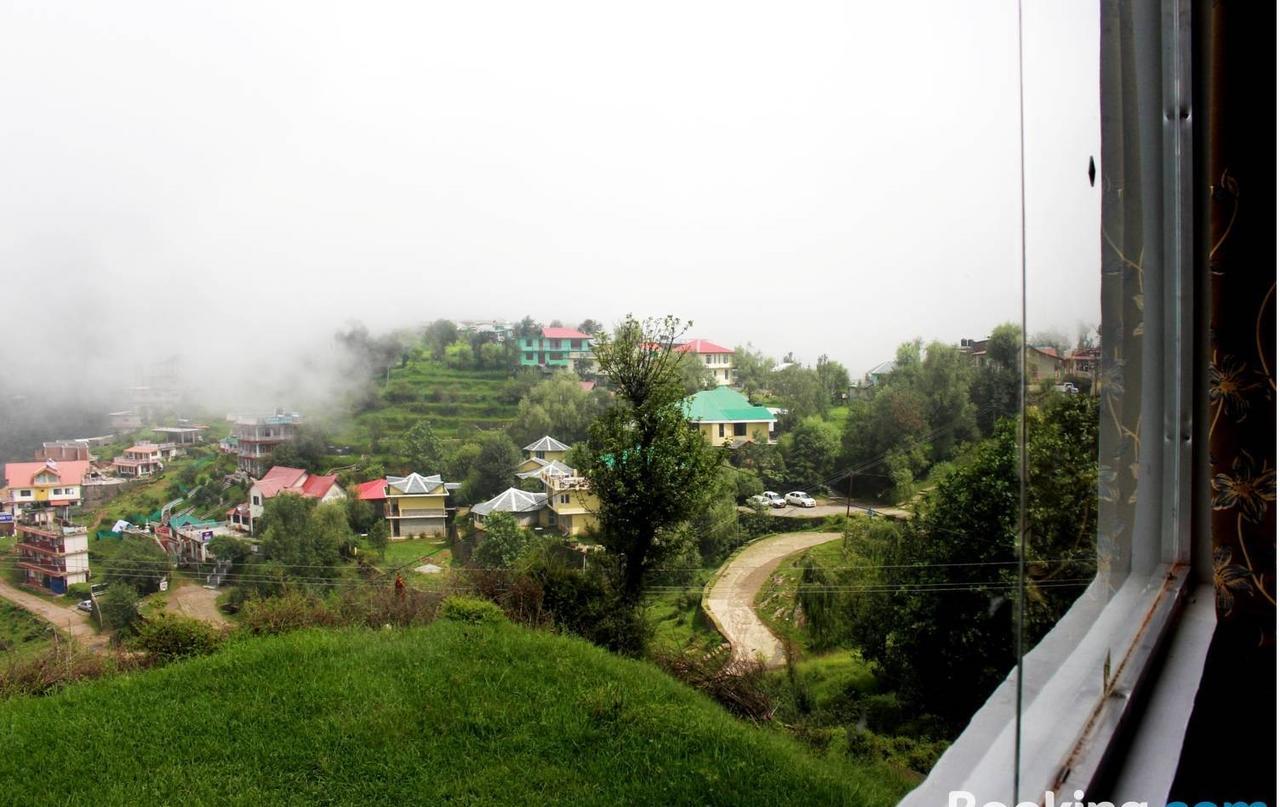 Divyansh Hotel Dharamshala Exterior foto
